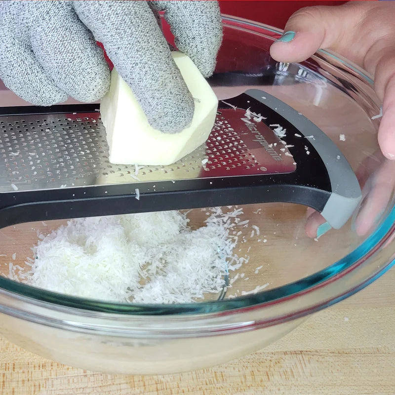 Microplane Mixing Bowl Grater, Fine Grey/Black
