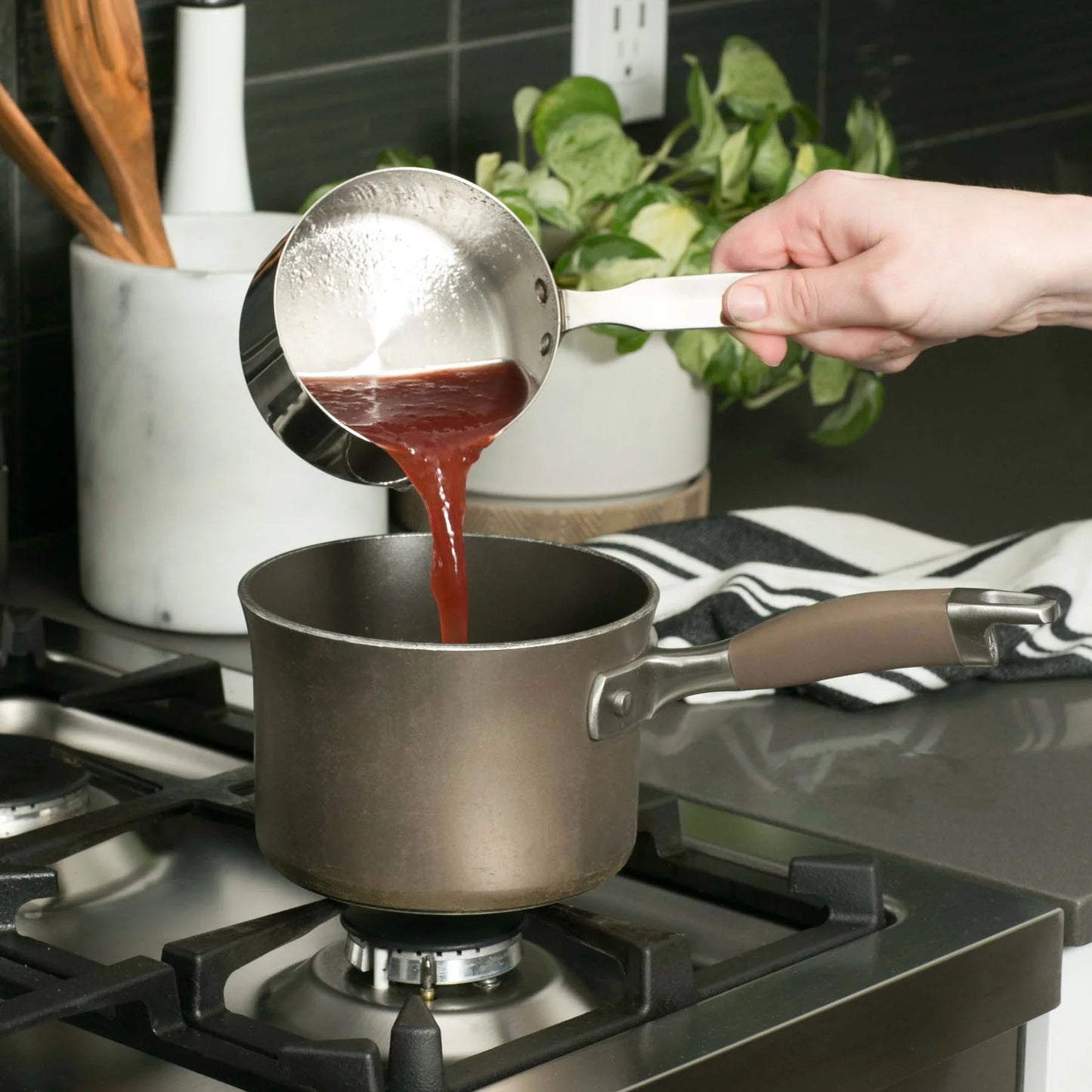 RSVP 2 Cup Measuring Pan