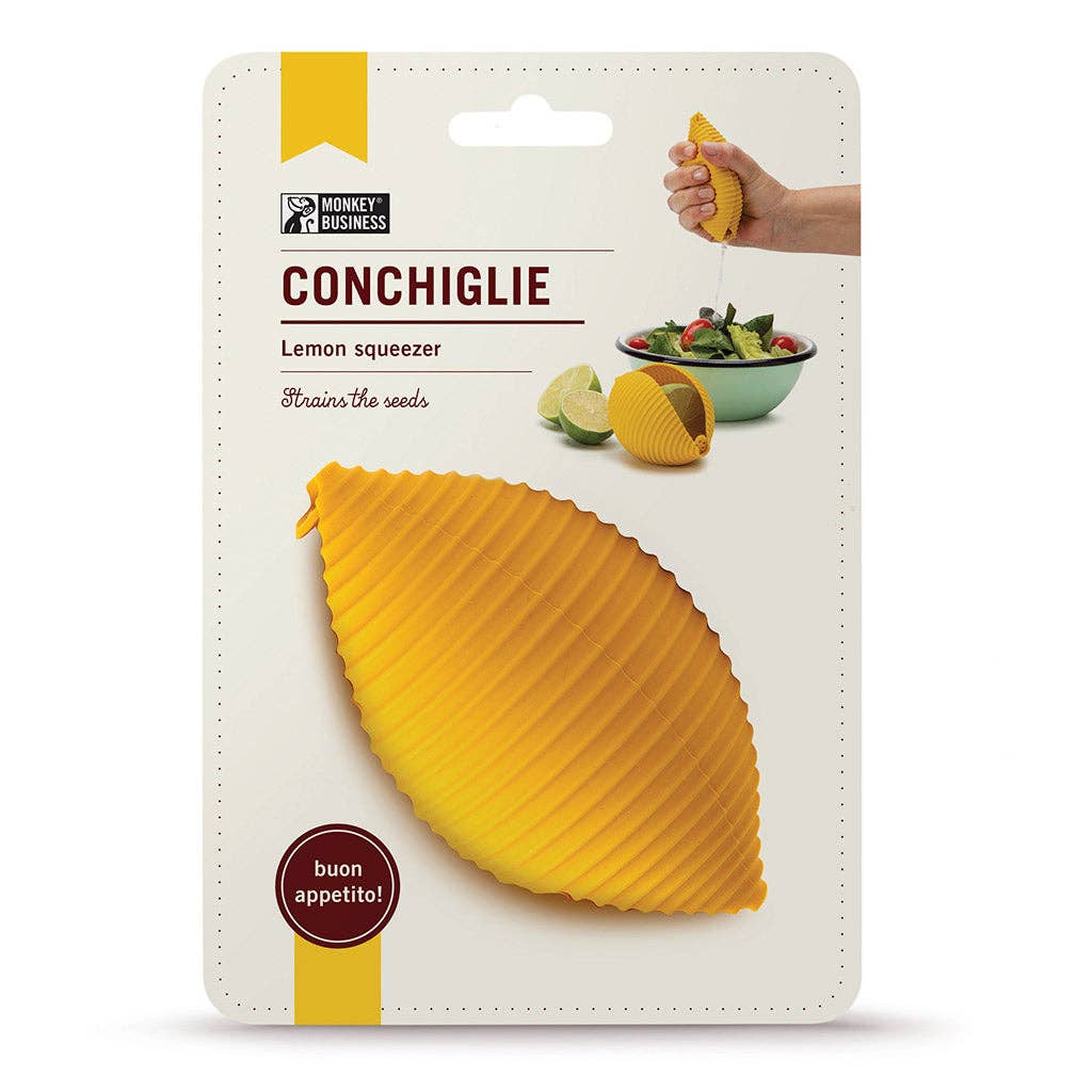 Yellow lemon-shaped squeezer in packaging with branding and product details.