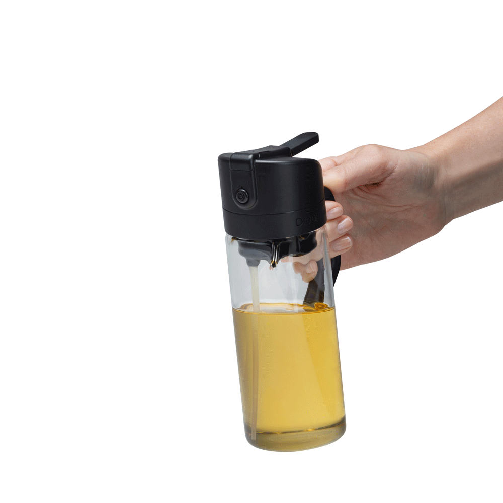 Animated Oileroo pouring oil