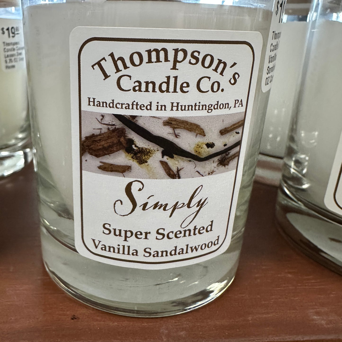 Thompson Candle Company Vanilla Sandalwood 9.75 OZ Cozy Home